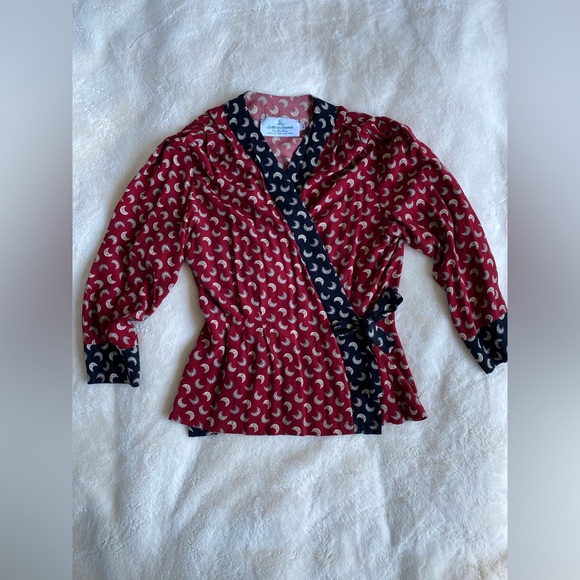 Suttles & Seawinds red black wrap blouse | top | moon | made in Nova Scotia - Picture 2 of 8